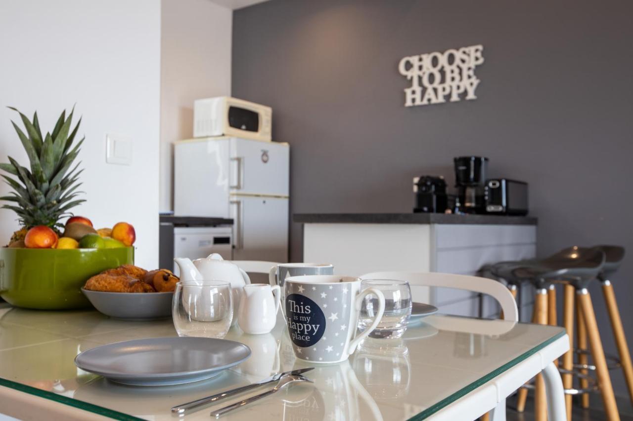 The Rock Apartment Cul de Sac Екстериор снимка