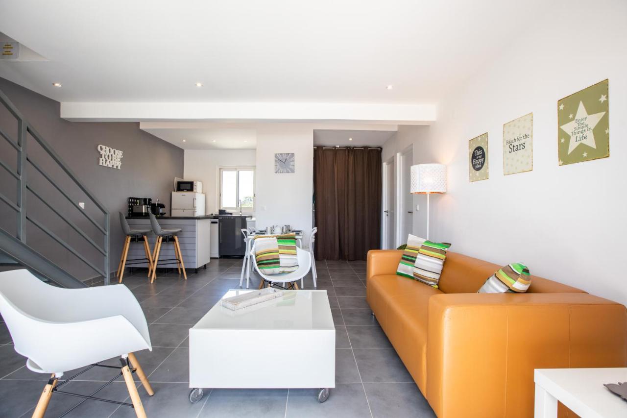 The Rock Apartment Cul de Sac Екстериор снимка